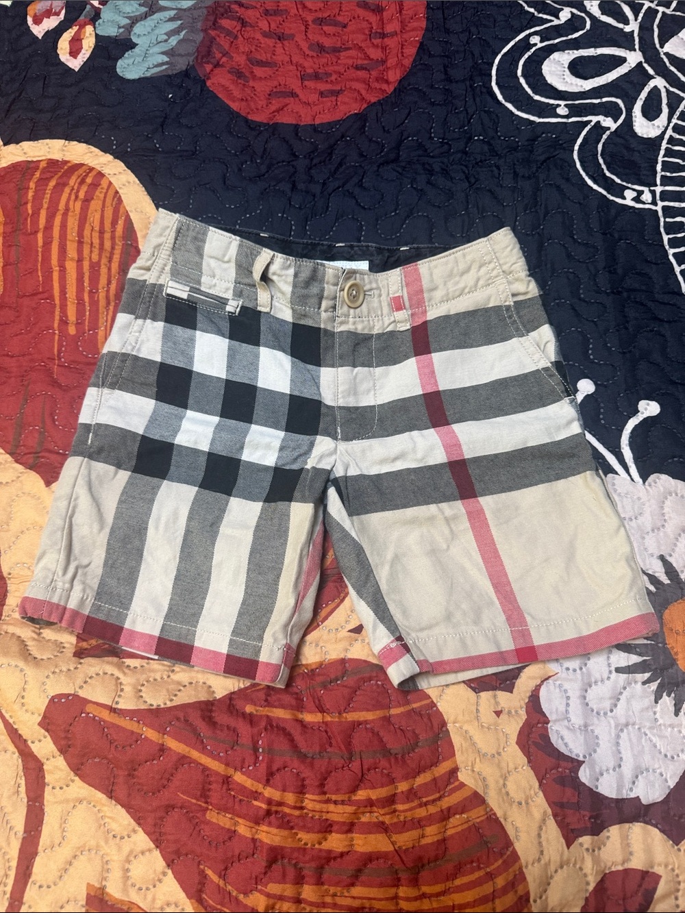 Burberry shorts (boys)